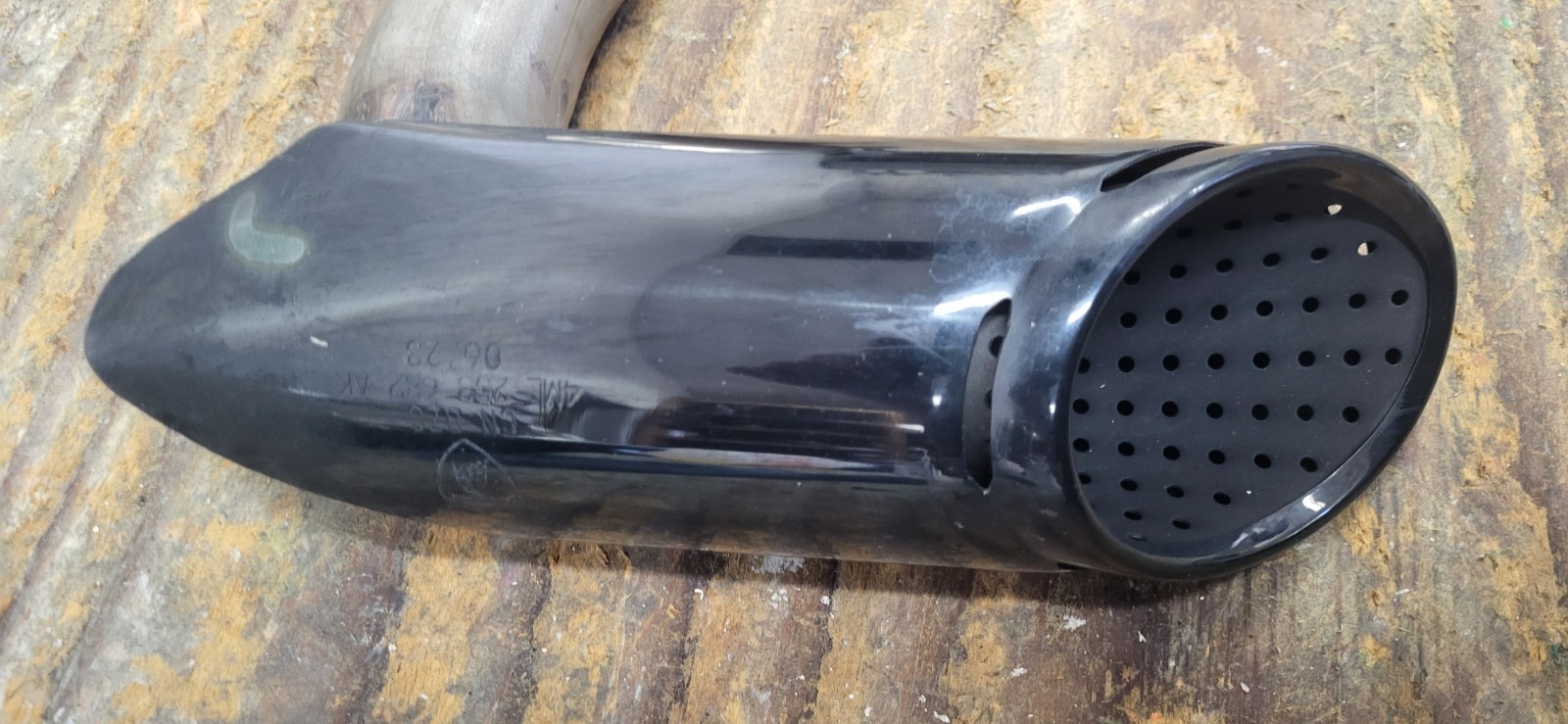 2019-2024 LAMBORGHINI URUS EXHAUST TAIL PIPE USED OEM *DC9124