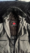 Zavetti Canada Men's Grey Hooded Puffer Jacket Faux Fur Trim Zip Size M