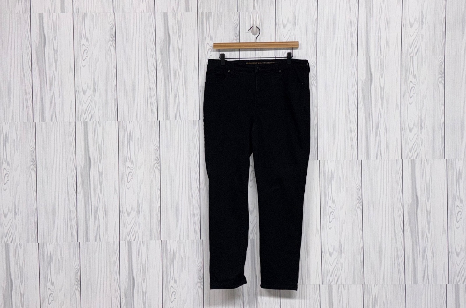 Chicos jeans womens size 10 so slimming girlfriend slim leg ankle black