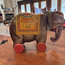 Fisher Price Musical Elephant 145 1948