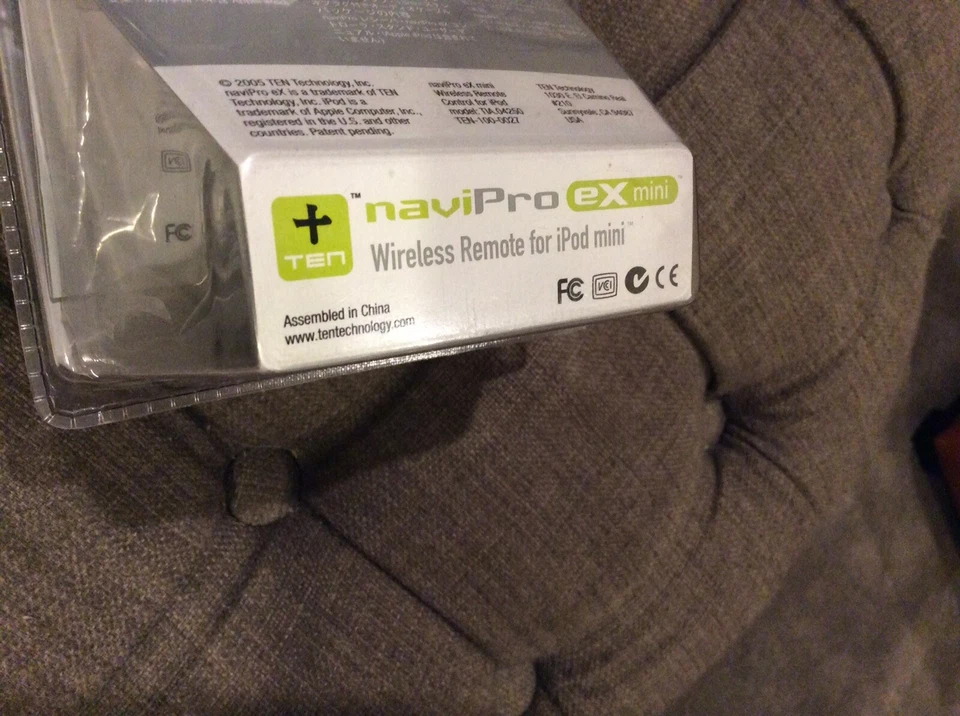 BRAND NEW SEALED NaviPro Ex Mini - Wireless Remote for iPod Mini - Image 3 of 4