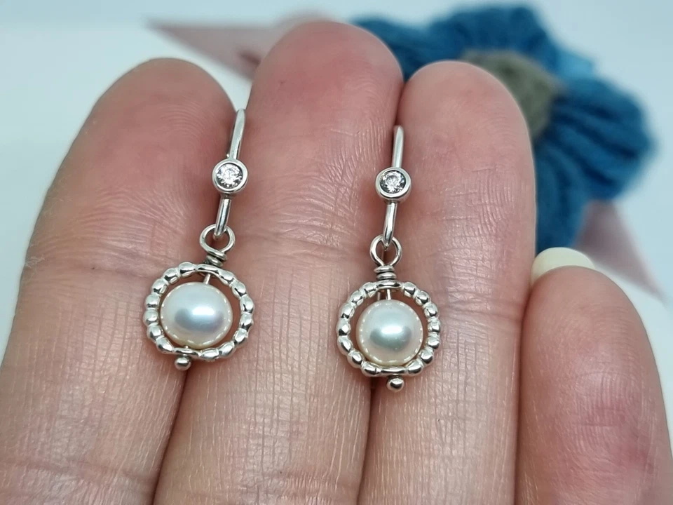 Pendientes compuestos de perlas cultivadas Pandora genuinas perlas blancas 925 ALE 💕 Foto 2 de 4