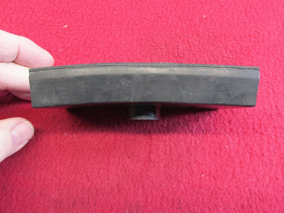 FORD GALAXIE THUNDERBIRD FAIRLANE RR 1960-1965 AISLADOR DE RESORTE A GRILLETE Nuevo de Lote Antiguo Foto 2 de 4