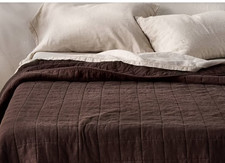 Casaluna Oversized Full/Queen Heavyweight Rayon Linen Blend Quilt DARK FIG