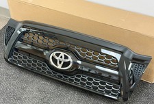 2005-2011 Toyota Tacoma Black 202 Honeycomb Grille Genuine Oem