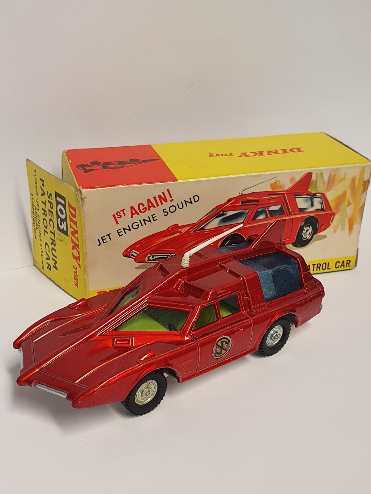 dinky toys SPECTRUM PATROL CAR ミニカー dinky toys SPECTRUM PATROL CAR ミニカー