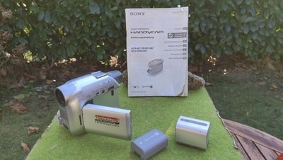 Sony HANDYCAM DCR-HC17E MiniDV Digital Videocamera Camcorder --kein LIVE-Bild--
