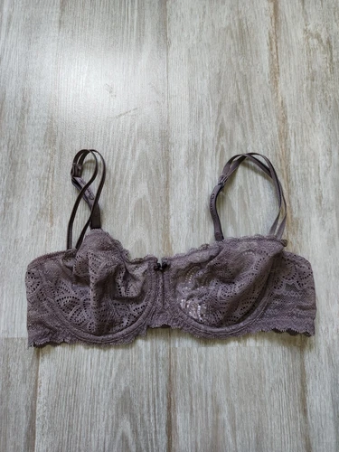 Chantelle Gray Lace Bra Balconette Sheer Unwire Unlined Back Closure Size 36C