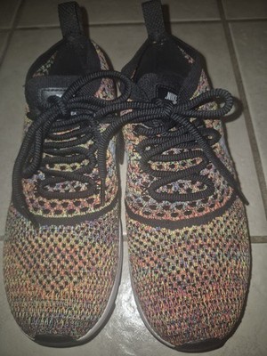 Nike Air Max Flyknit Racer Womens US Size 7  Shoes Excellent Pre-owned Condition