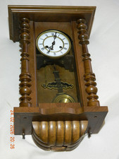 Antike Pendeluhr Wanduhr, Antiquität, Uhrwerk läuft, Wormatia Gong