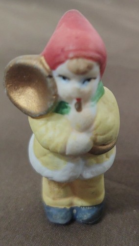 Lot of 3 Vintage Bisque Porcelain Christmas Carolers Music Instruments 2" High - Picture 2 of 6