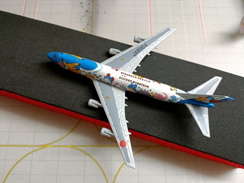 Big Bird Boeing 747-400 ANA Pocket Monsters - Rare - 1:500 - Foto 7 di 11