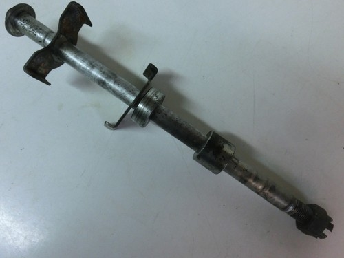 Kawasaki ER-5 Twister ER500A  01-06 Hinterradachse Achse Felge Schraube hinten