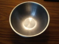 Ekco Eterna stainless steel bowl