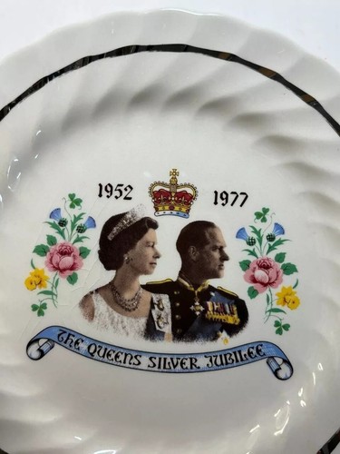 Teller England British ROYAL Queen Elizabeth Limited SHIBA ONKA PORZELLANSCHALE - Bild 2 von 10