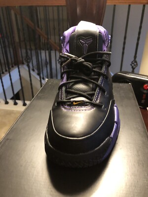 Nike Kobe 1 Protro Black Out SZ 10.5 Black White Varsity Purple