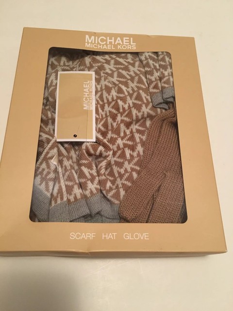 mk hat and scarf set