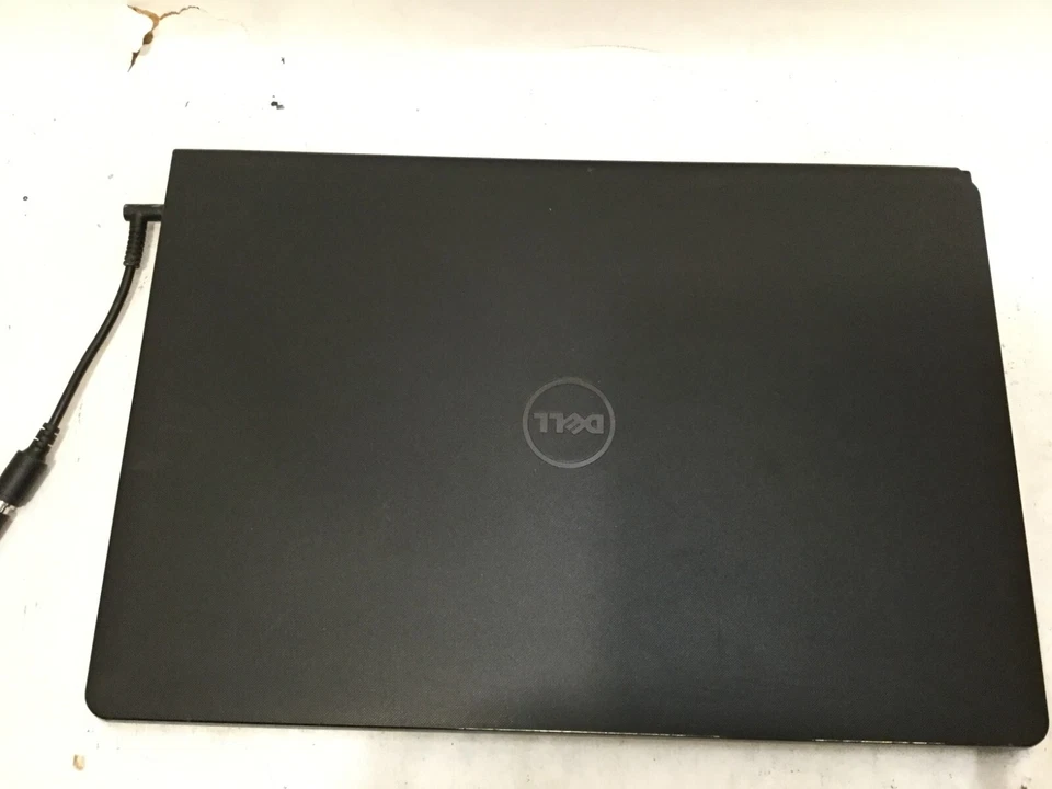 Dell Inspiron 15 3567 / Intel Core i3-7100U @ 2.40GHz / (MISSING PARTS!) -MR - Image 3 of 4
