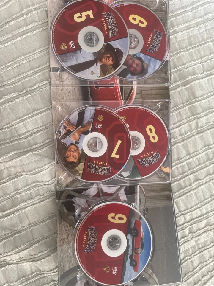 Dukes Of Hazzard  4th Season 8 Disc DVD Set 2005 - Image 4 of 4