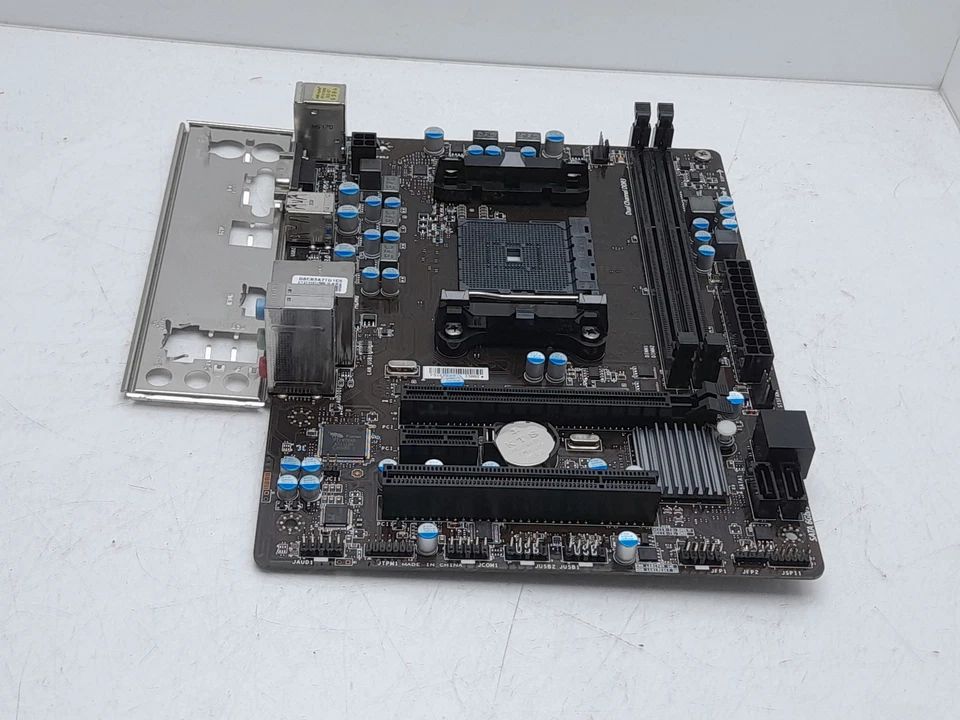 MSI A68HM-E33 V2 Socket FM2b DDR3 Motherboard With I/O Shield - Image 2 of 4