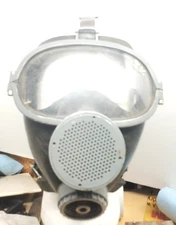 Vintage Italian Pirelli C.60 Industrial Gas Mask