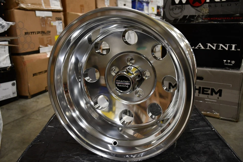 Juego 4 llantas pulidas American Racing AR172 Baja 17x9 6x5,5 17" -12 mm Foto 4 de 4