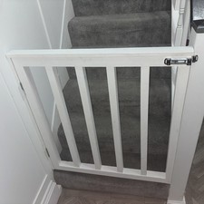 Bespoke stair gate, Made to measure - White Wood