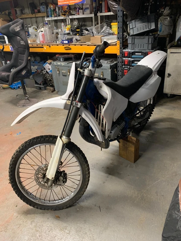 Yamaha WR200 - Image 2 of 4