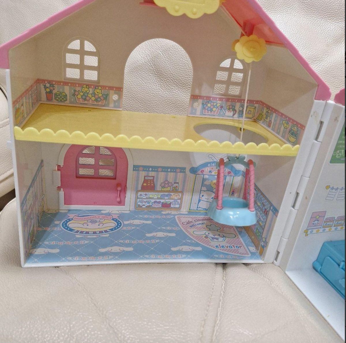 Sanrio Cinnamoroll Cafe Cinnamon Doll House Set Miniature figure