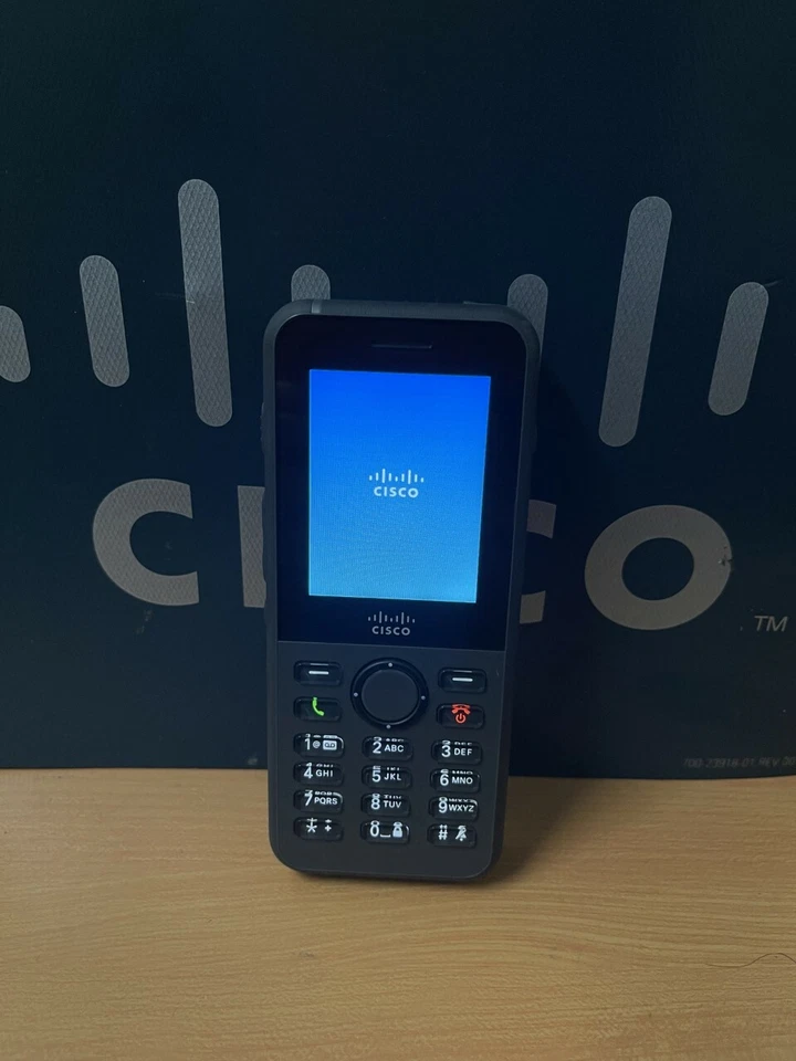 Teléfono VoIP inalámbrico IP Cisco CP-8821-K9 CON BATERÍA Foto 2 de 4
