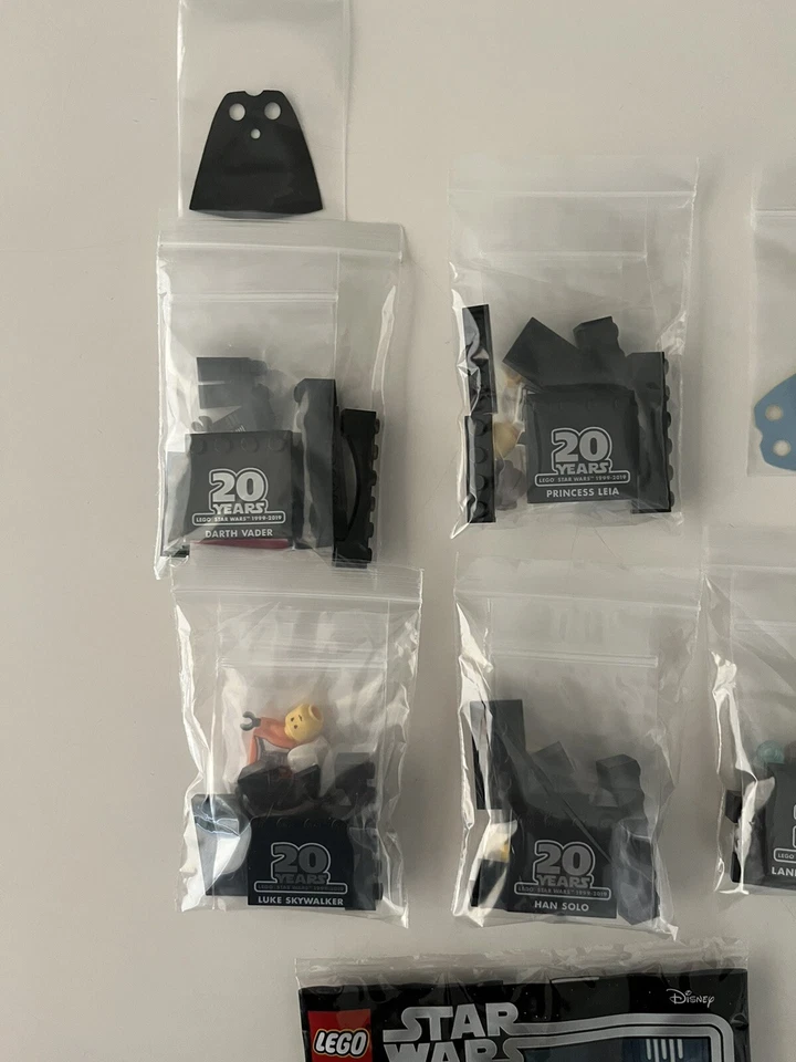 LEGO Star Wars 20th Anniversary Minifigures Complete Set In Excellent Condition - Image 2 of 4