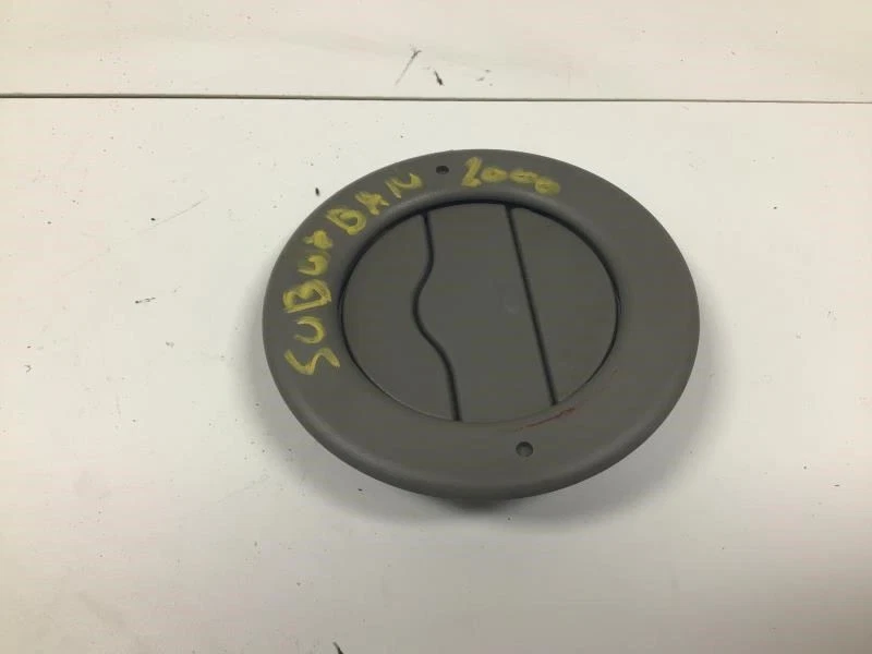 Chevrolet Suburban 2000 techo superior ventilación de aire rejilla moldura OEM+ Foto 4 de 4