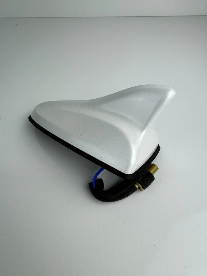 Hyundai AZERA 2013 ANTENA ALETA DE TIBURÓN BLANCA 96210-3V600WHC OEM 11 12 13 14 Foto 3 de 4