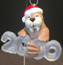 2000 Cool Decade Hallmark Keepsake Christmas Ornament Millennial Walrus T7