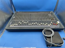 Soundcraft Spirit Live 3-2 Professional Mixin...