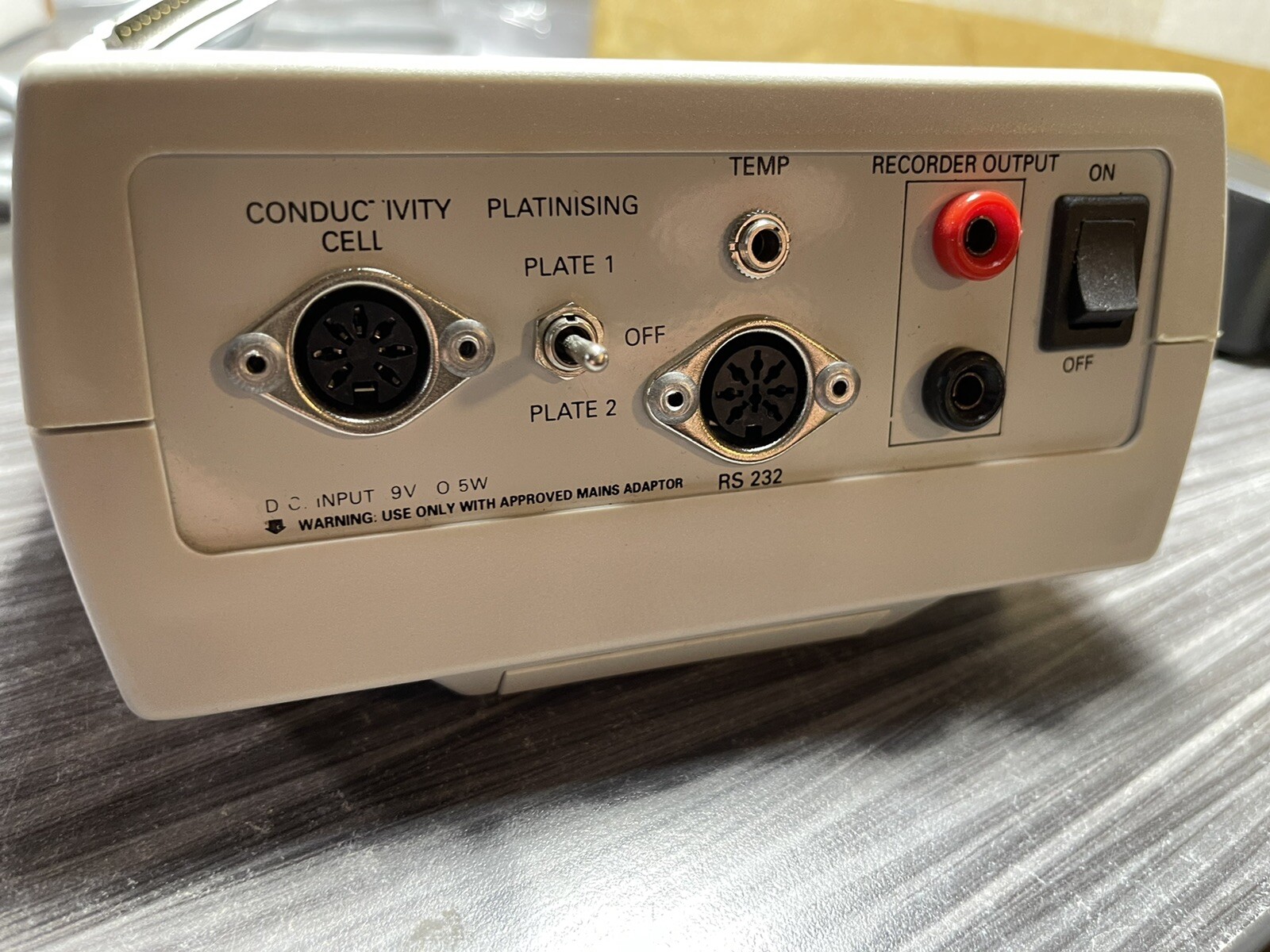 Omega Microprocessor Conductivity Meter Model CDB 387
