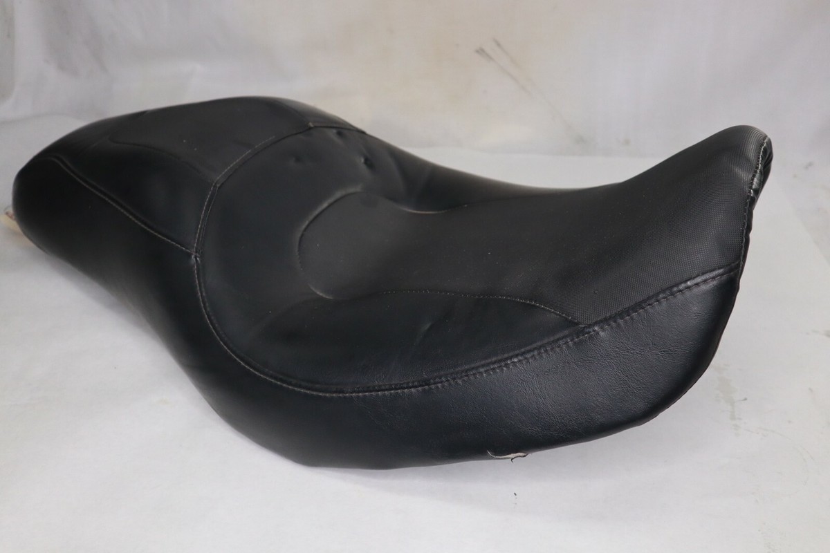 ３ちゃんです。 OEM Harley Davidson 2 Up Seat 2007 Dyna Street Bob 53079-06 | eBay