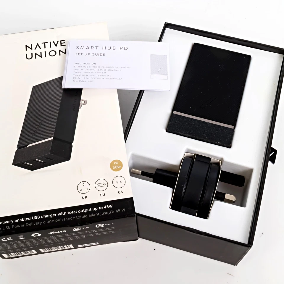 Cargador de pared Native Union Smart Hub PD SMHPD01 negro 45 W carga rápida 3 puertos Foto 4 de 4