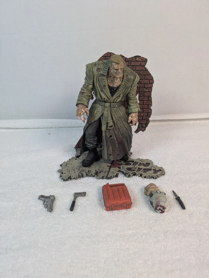 Figura de acción Frank Miller Sin City 1998 - Marv McFarlane Toys Foto 2 de 4