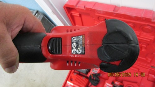 Milwaukee 2676-22 m18 force logic 10 ton knockout tool kit 1/2-2" parts/repair - Picture 8 of 8