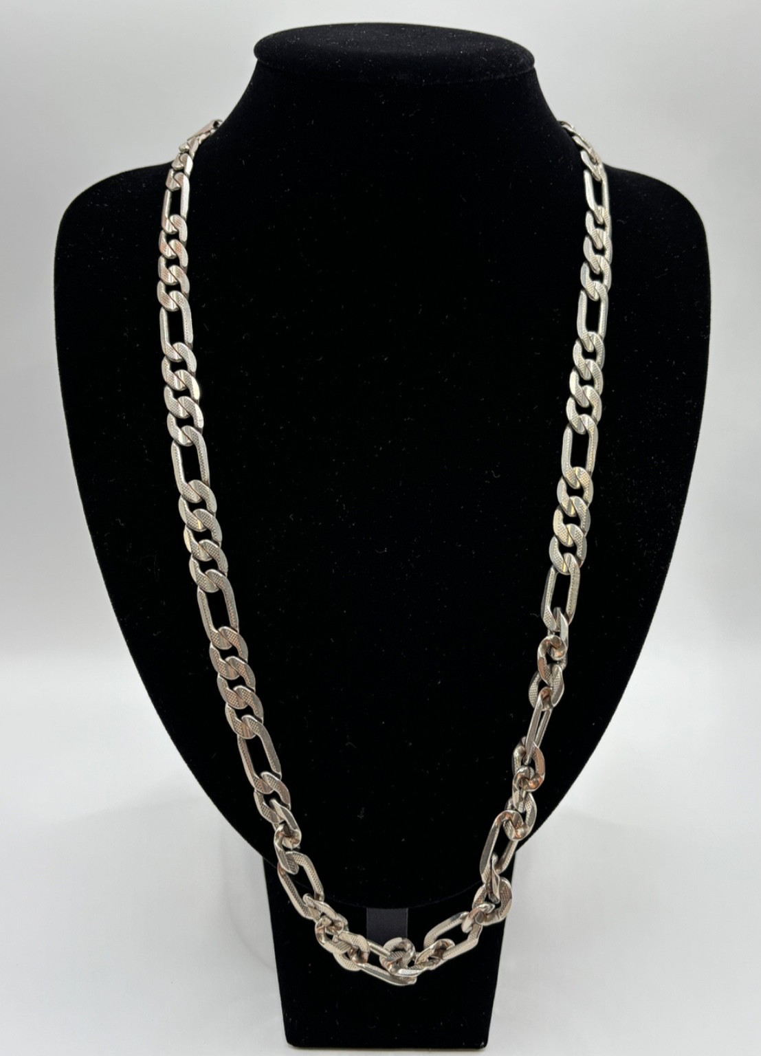 Large Solid 925 Sterling Silver Figaro Chain Neck… - image 1