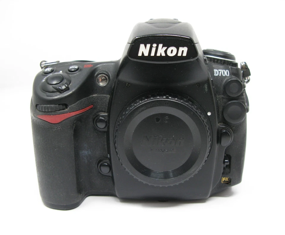 Nikon D700, photo 2 of 5