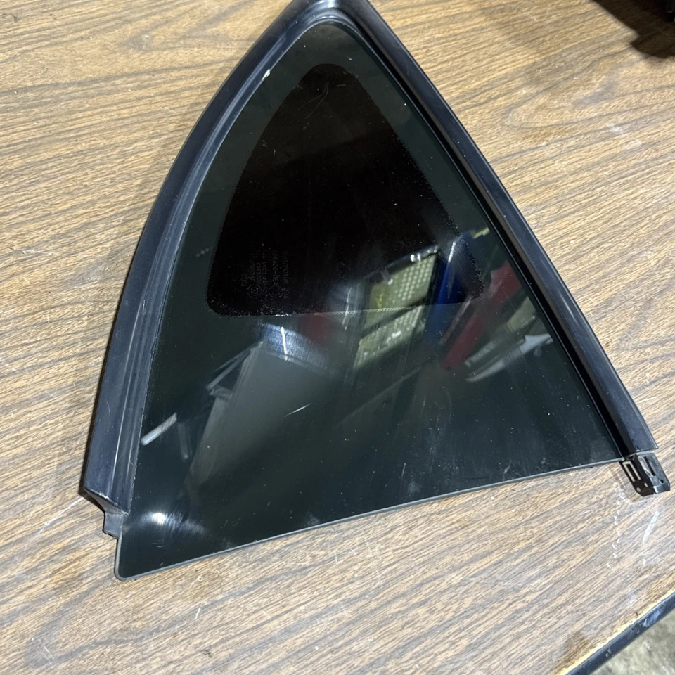 Subaru BRZ FRS 86 2013-2020 cuarto trasero derecho ventana vidrio OEM Foto 2 de 4