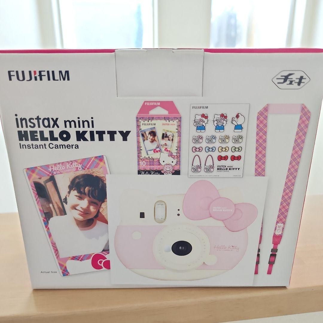 富士フイルム　FUJIFILM INSTAX MINI HELLO KITTY $_1.JPG?set_id=2