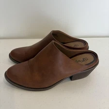 Eurosoft by Sofft Shoes Womens Size 8 Mule Block Heel Slip On Casual Comfort