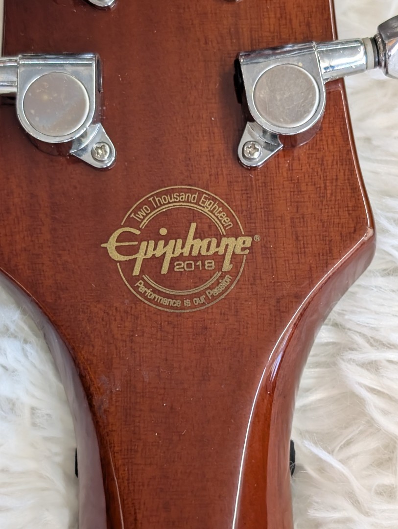 Epiphone Les Paul Studio Solid Body Electric Guitar - Worn Cherry