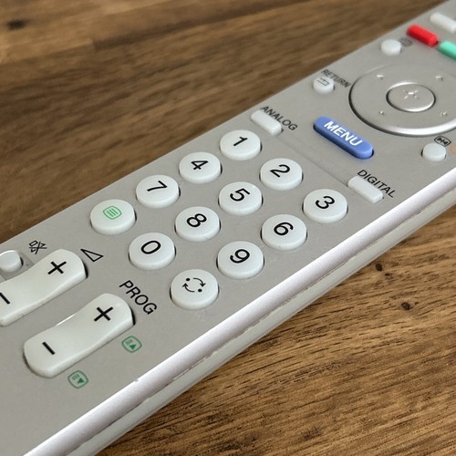 Sony RM-ED007 Remote Control - RM-ED005 RM-ED008 TV Remote KDL-40W2000 GENUINE - Picture 11 of 17