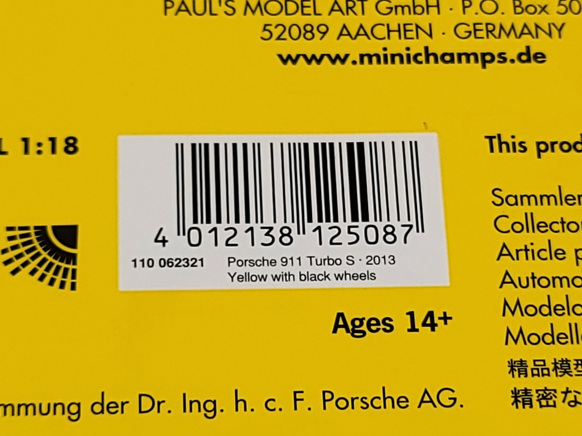 Minichamps 1:18 scale Porsche 911 Turbo S 2013(Type 991.1