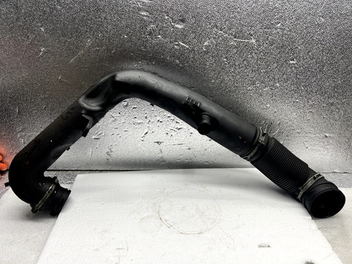 VW Touran 1T Golf 5  Ladeluftschlauch Schlauch Rohr 1K0129654AA  1J0129627D