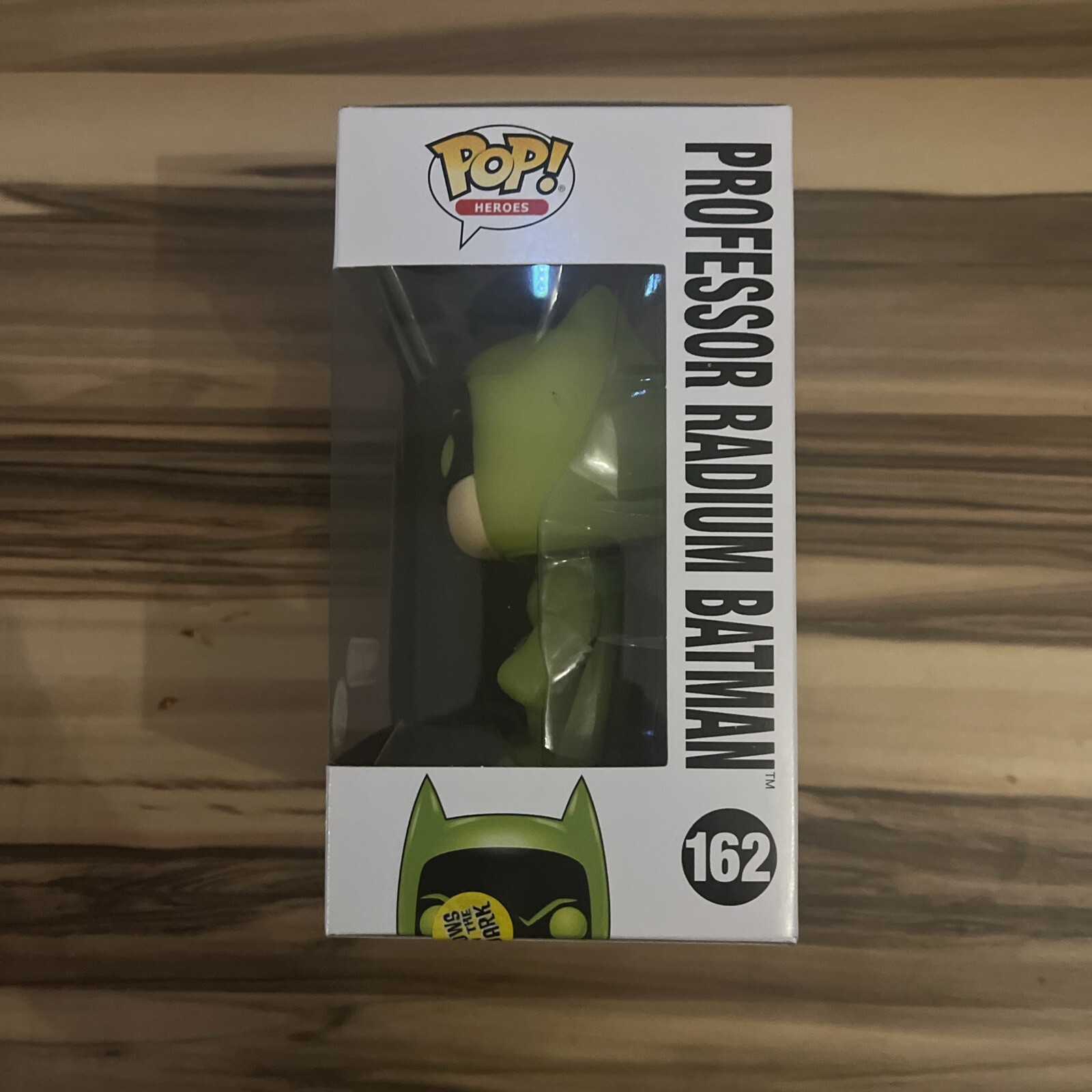 Thumbnail - Funko Pop Super Heroes 162 Professor Radium Batman Glows In The Dark
